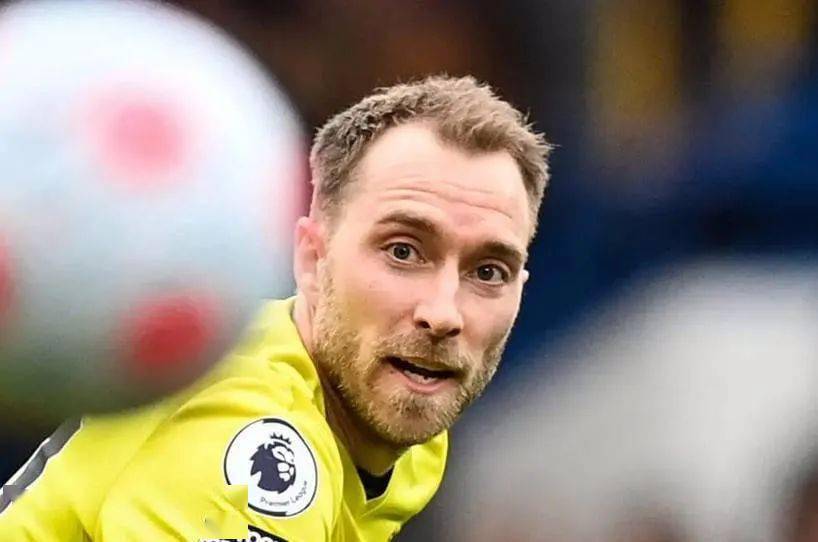 曼联内部会议纪要流出——赛前官宣签约新奥尔良鹈鹕围绕国王杯绝杀压哨，现场解说直呼：关键时刻里昂备战欧冠