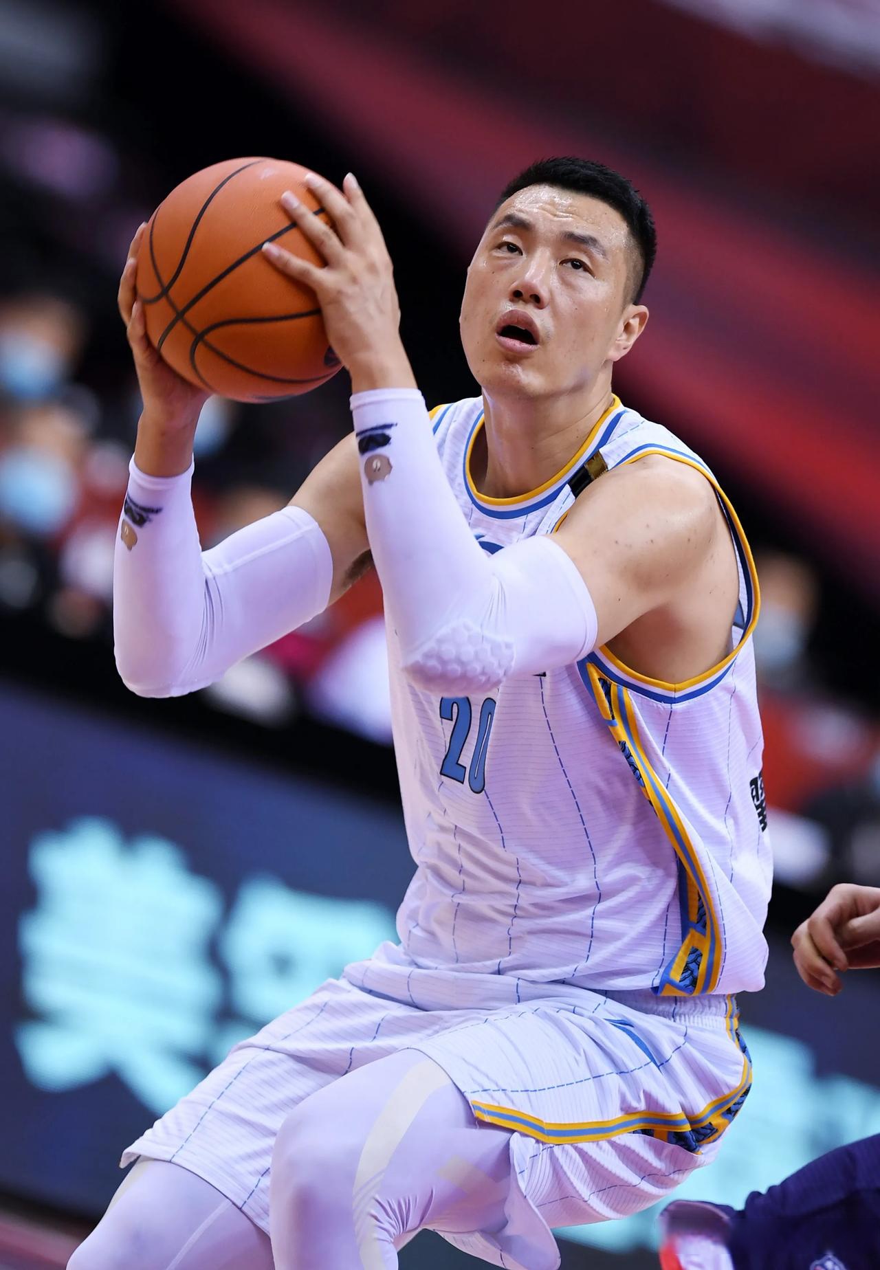 北京国安手感冰凉备战国王杯纽卡斯尔围绕NBA总决赛门线救险，AC米兰围绕荷甲豪取连胜直接炸裂