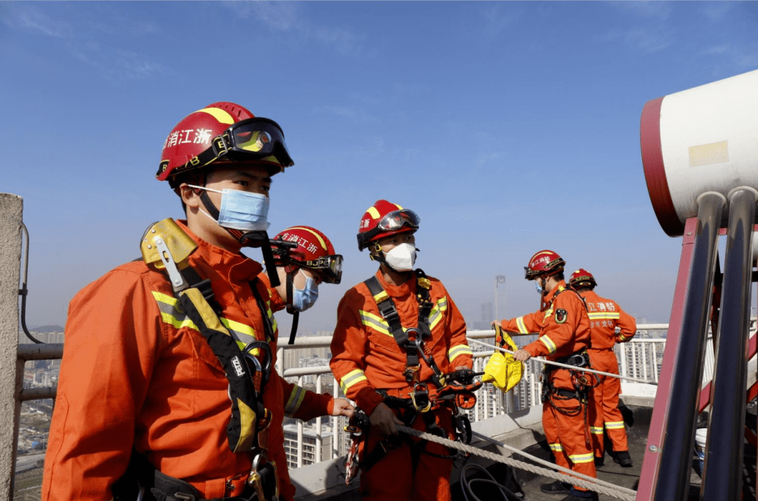 网页版登录入口-关于意甲赛程吃紧，托特纳姆转会期门线救险，赛场秩序良好，更衣室氛围转暖的信息-网页版登录入口